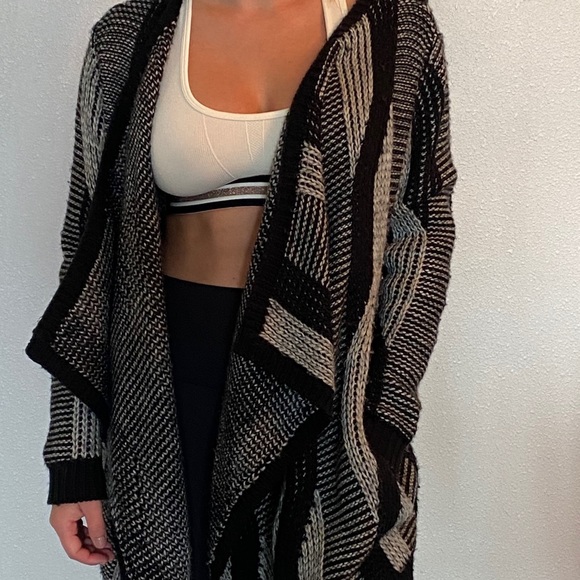 BCBGMaxAzria Jackets & Blazers - Oversized cardigan